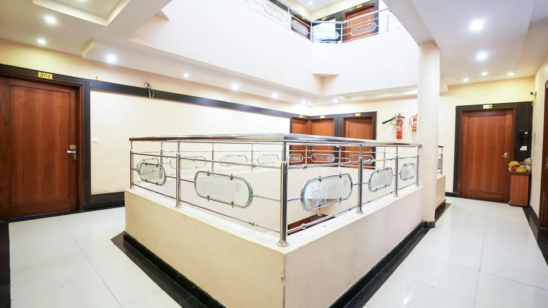 Hotel Madurai Near Central Bus Stand, Udajpur
