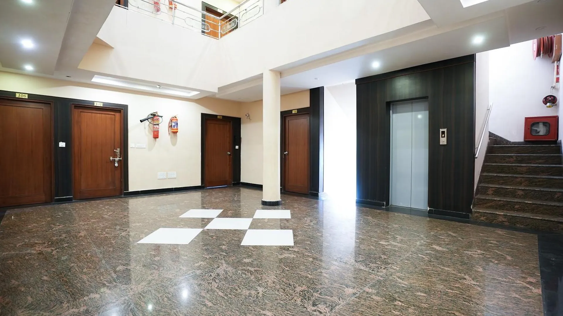 Hotel Madurai Near Central Bus Stand, Udajpur